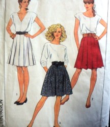 8439 87 SIMPLICITY SHORTER PLEATED SKIRTS PATTERN 10, 16